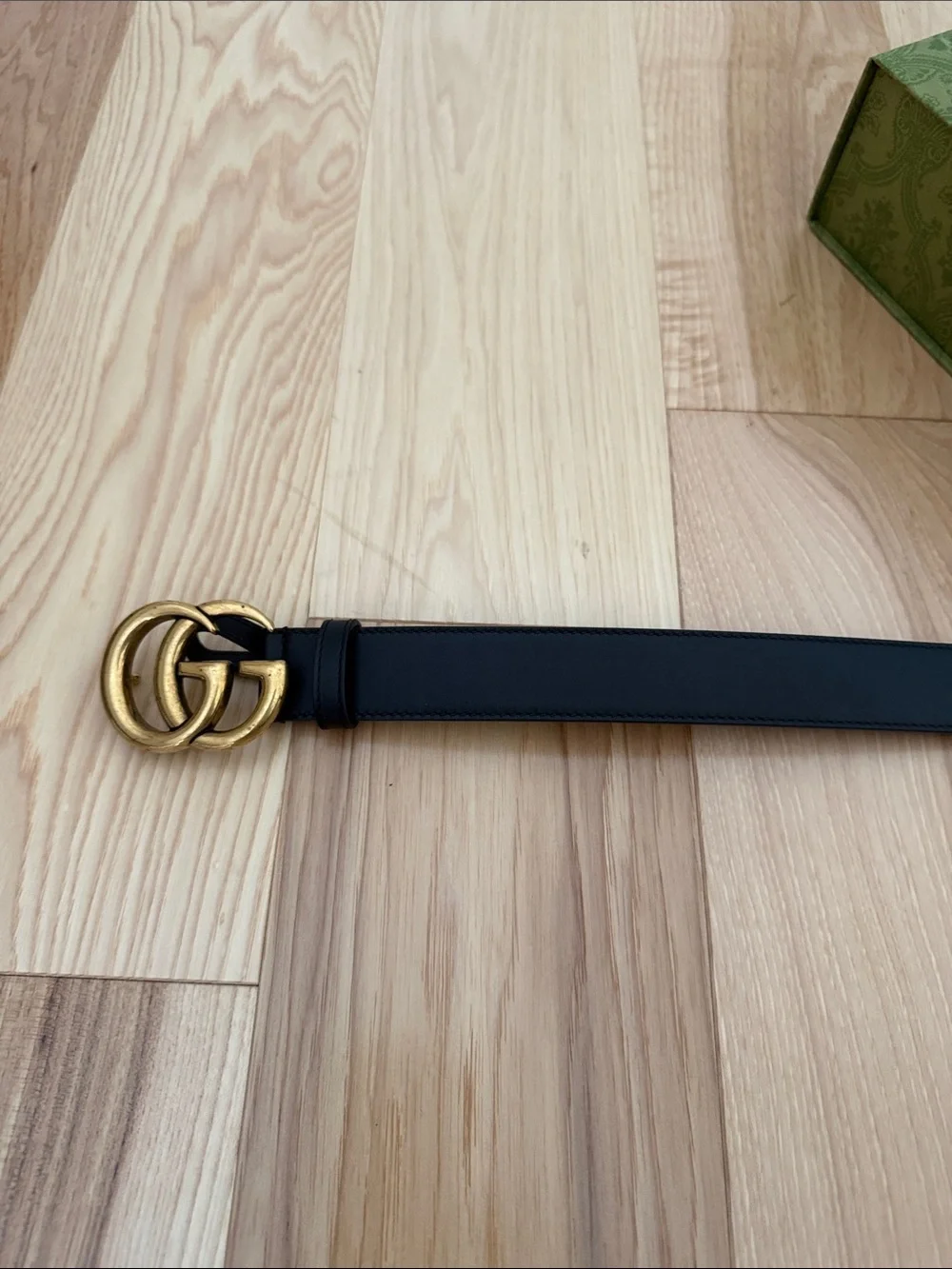Gucci Black Leather Belt with Gold Double G Buckle - Size 70